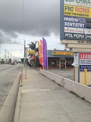 Street view.. Cross st