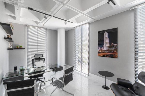 Office rental - Offix Solutions Virtual Offices Downtown Miami