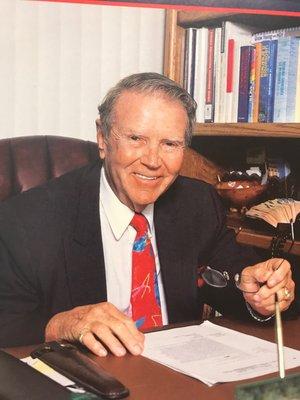 Dr Richard Neubauer, the Neubauer Hyperbaric Center Founder.