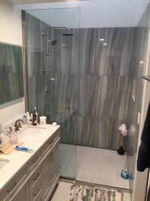 Everybody appreciates a nice piece of glass.