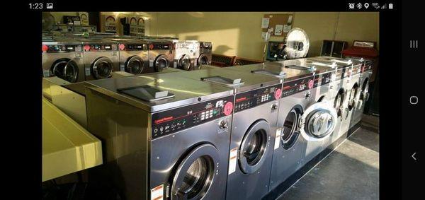 Quik Wash Laundromat