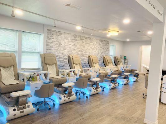 Spa pedicure ,manicure, nails,lashes....