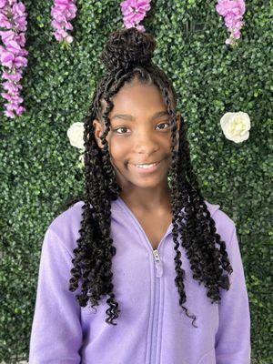 Ashley Evans - The Look Book Salon