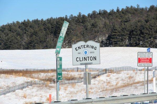 Entering Clinton from Bolton.