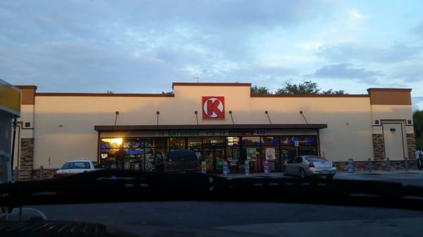 Front of the shell and Circle K. On center and 1st ave south and 58st.