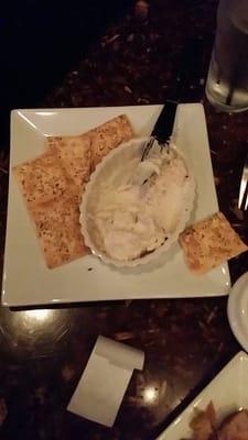 Their whitefish pate comes with cornococions and onions with a side of sesame crackers. Very tasty and reshreshing!