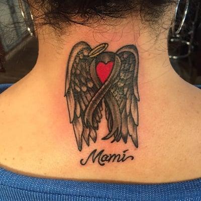 This is the work of artist Woodz in Williamsburg. A real artist that was able to fix the mess.