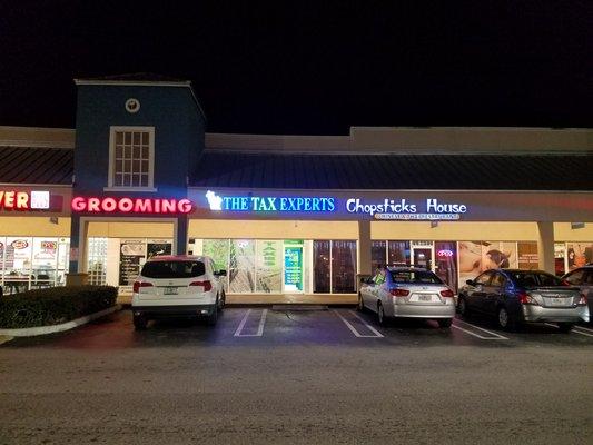 CALL 786-429-1983 to book an appointment. Walk-ins are welcomed too. File your taxes with an expert today!