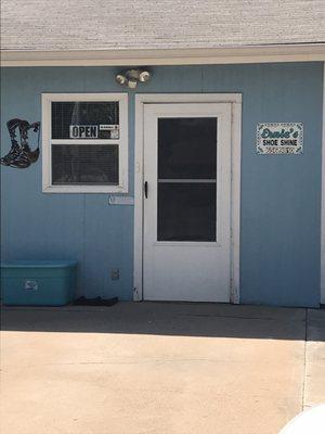 Ernie's Shoe Shine Parlor