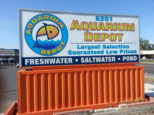 Full color monument sign for Aquarium Depot