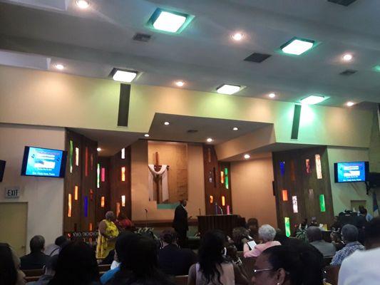 New Commandment Missionary Baptist Church