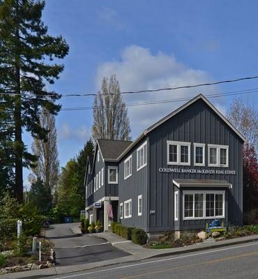 Conveniently located in downtown Winslow