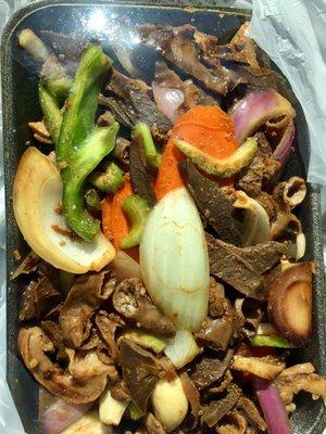 I always find something tasty to eat here. Their sausage is home made. Really good. Their hot sauce is also good.