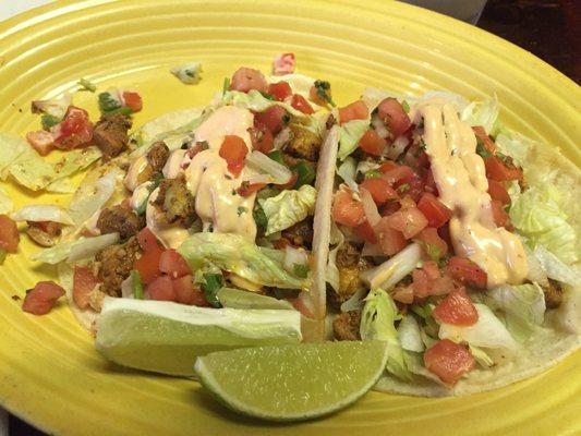 Delicious tacos de pescado