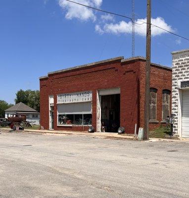 Dirty Hands Tire and Auto Care