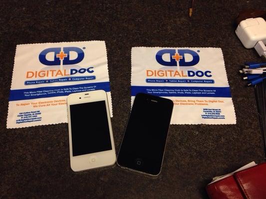 iPhone 4Ss with brand new glass