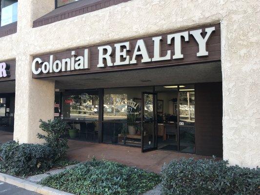 Colonial Realty