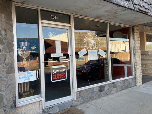 main entrance south ottumwa cafe june 2022