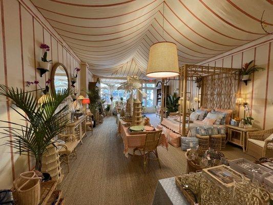 Amanda Lindroth Collection