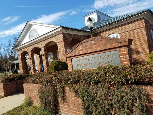 J. Robert Jamerson Memorial Library in Appomatox, VA