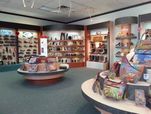 Taos, Ugg, Naot, Dansko women's shoes and more.
