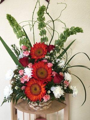 Bizzy Bees Flowers & Gifts