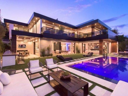 Let us help you find your dream home!