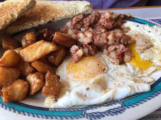 Corned beef hash and eggs