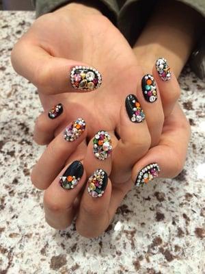 BLINGINGGG_my nail artist.MINJAE wanted to experiment with me hehe