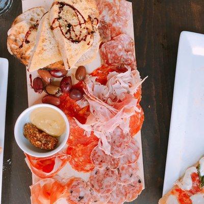 The fabulous meat board