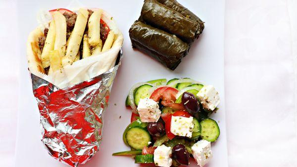 Lunch box 3
chicken or Beef/lamb Giros-Greek salad-Dolmas