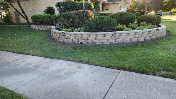 J&E professional landscaping