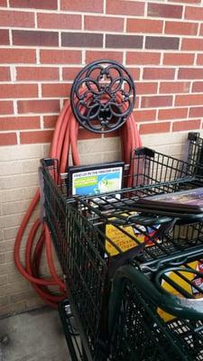 Harris Teeter on Skeet Club Dr., High Point LOVES the hose butler!