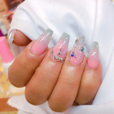 Glow in the dark powder with Pixie Swarovski diamond