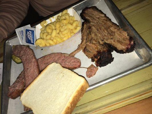 Beef brisket w/ beef hot sausage w/ a pint of Mac n cheese