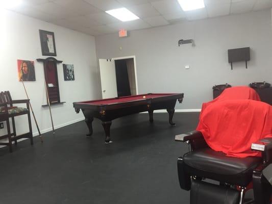 1st Class Barbershop & Lounge