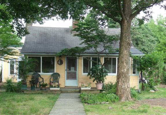 Seahorse Guest Cottage