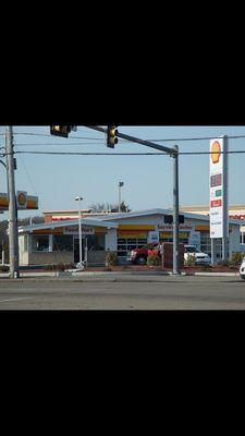 SAMS AUTO CENTER, YOUR ONE & ONLY STOP FOR ALL YOUR AUTOMOTIVE NEEDS. WELCOME TO TOWN. GREAT SERVICE & REASONABLY PRICED..