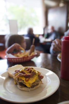 Damn good breakfast burger. Decent root beer float.