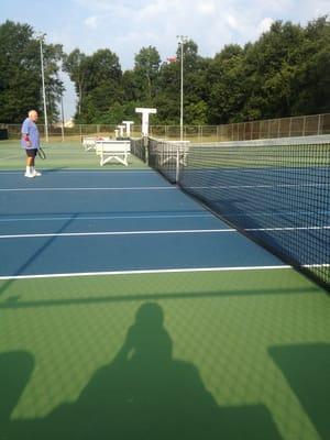 This Earl destroying his opponent on a hot Friday morning. Great group of people to play with in the mornings.