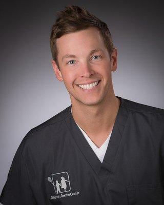 Damon Thielen, DDS