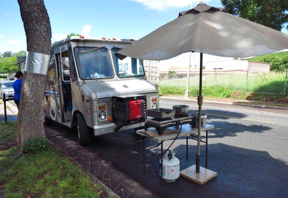 Furikake fried chicken being prepared out front.