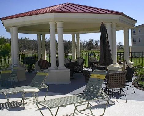 The Groves At Victoria Park Apartments