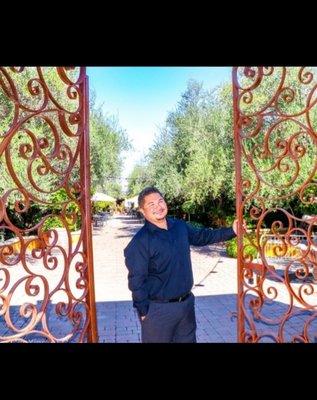 Eddie Buendia - Molina Real Estate Group