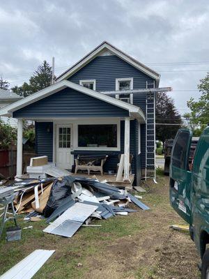 J & J Roofing and Construction