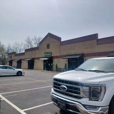 Creekview Plaza