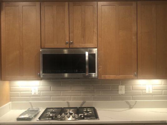 Awesome backsplash. Thanks Ignacio for the pick!