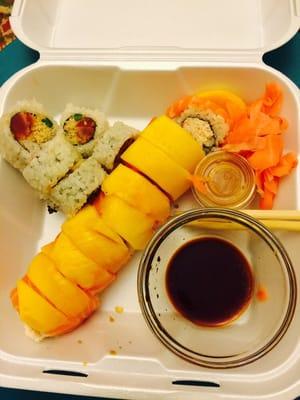 Take out tropical & crunchy rolls (it was displayed nicely, but I combined it.)