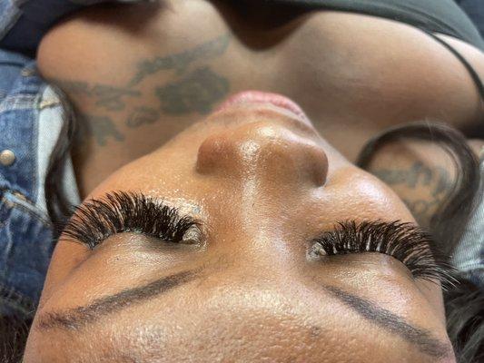 Individual lash extensions