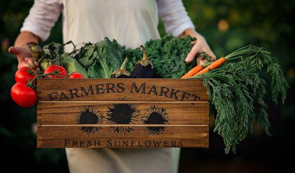 Lean Bean Chef uses fresh, local, organic and sustainable ingredients which in turn produces healthy and fresh dishes for our clients.